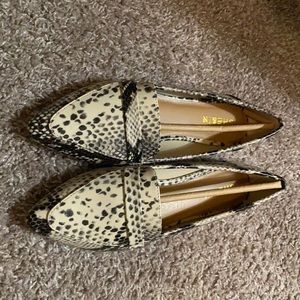 Shein 7.5 Snake Print Shoes